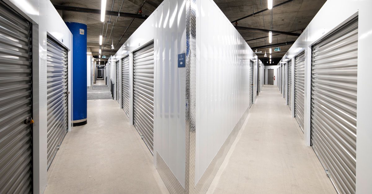 Hallway-self-storage-space-Ontario
